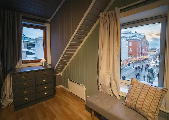 Urban Arctic Living דירה